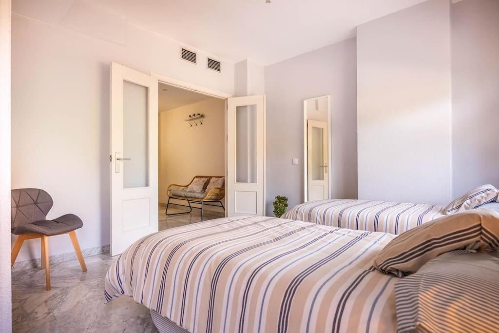 Apartamento Ronda De Triana 45 Sevilha Exterior foto